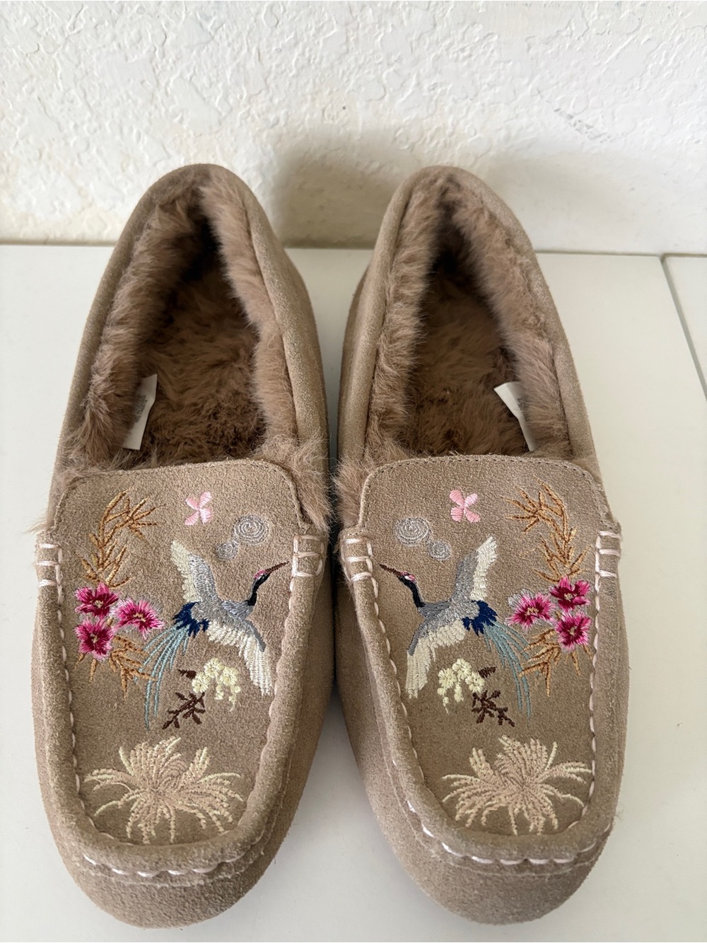 JOHNNY WAS - EMIKO SHERPA LINED EMBROIDER MOCCASINS - NEW SZ 7 M